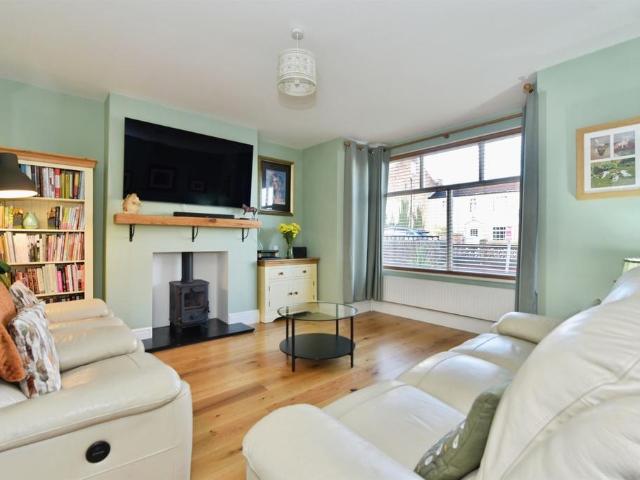 House for sale in Whittington Moor, Loundsley Green