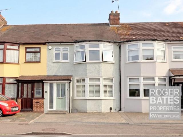 House for sale in Gidea Park, Greater London