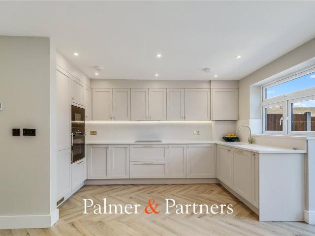 House for sale in Tile Kiln, Chelmsford