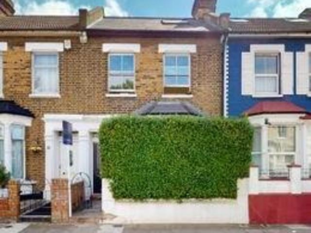 House for sale in College Park, Greater London