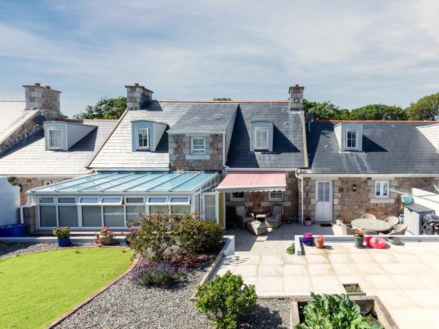 House for sale in Chalfont St. Peter, Denham