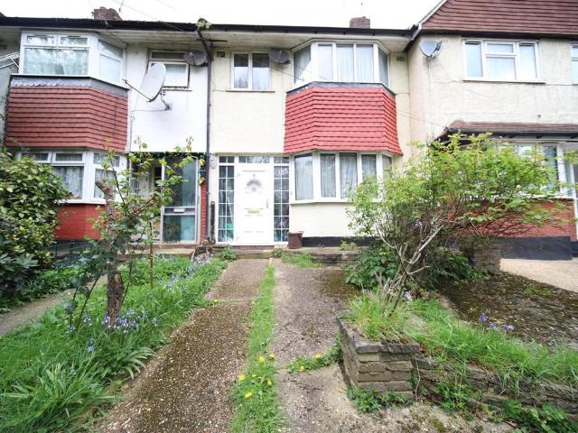 House for sale in New Southgate, Greater London