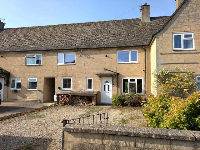 House for sale in Fossebridge, Gloucestershire