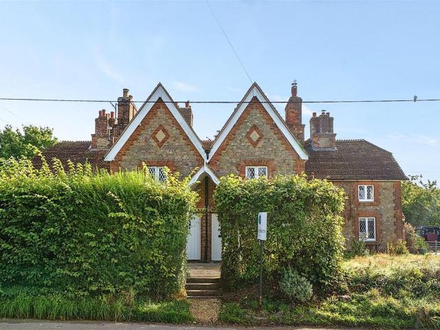 House for sale in Burbage