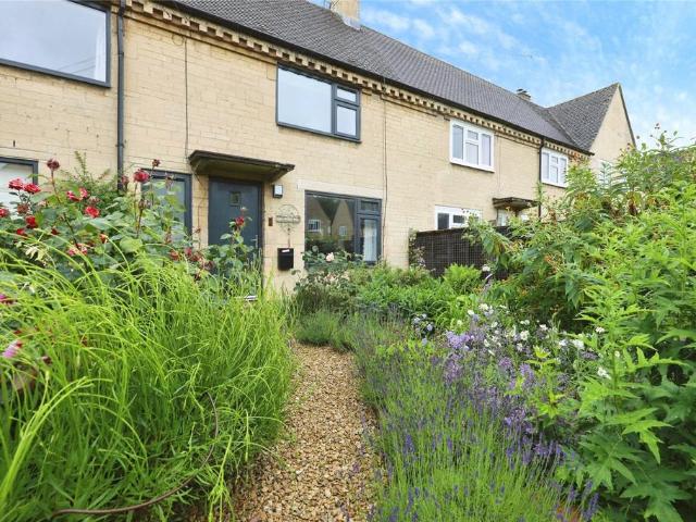 House for sale in Fossebridge, Gloucestershire