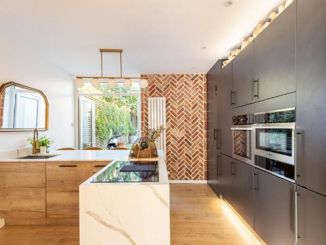 House for sale in Whitehawk, Brighton