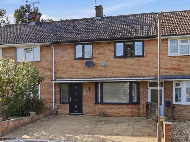 House for sale in Hutton Mount, Navestock Side