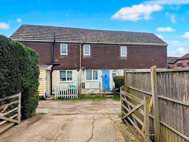 House for sale in The Butts, Kent