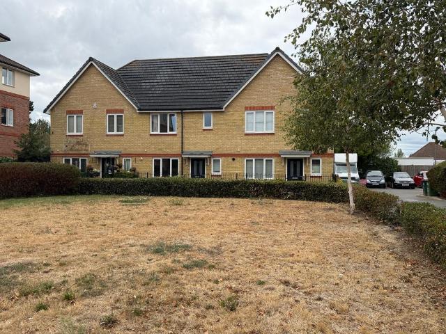 House for sale in Lower Halliford, Surrey