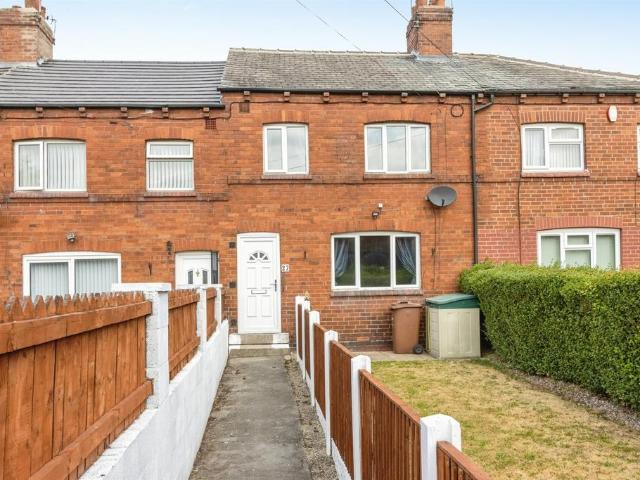 House for sale in East End Park, West Yorkshire