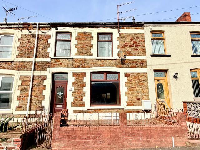 House for sale in Porth, Llwyncelyn