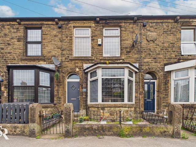 House for sale in Buxworth, Charlesworth