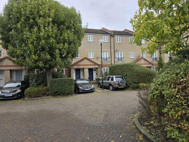 House for sale in Beckton, Greater London