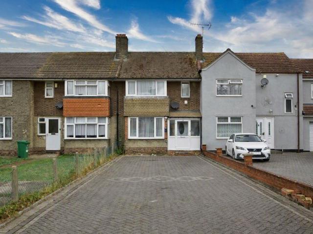 House for sale in Scrattons Farm, Greater London