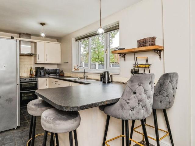 House for sale in Georgia, Greater Manchester