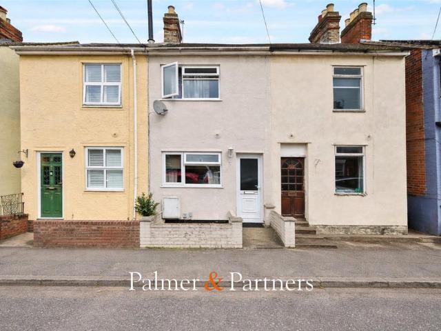 House for sale in Hythe, Colchester