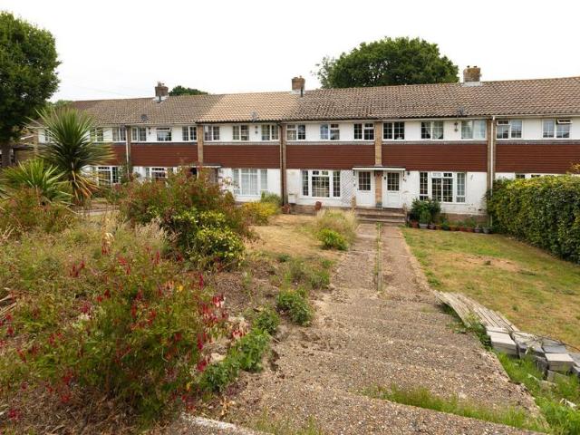 House for sale in Silverhill Park, Guestling Green