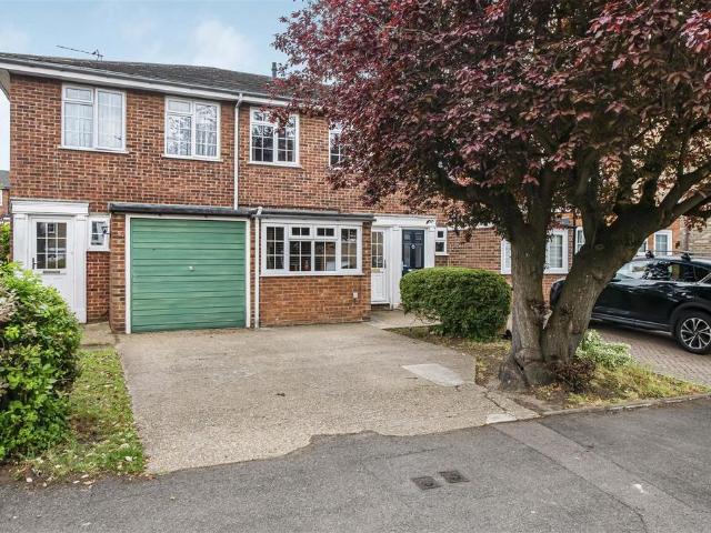 House for sale in Greater London