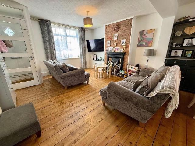 House for sale in Slip End, Bedfordshire