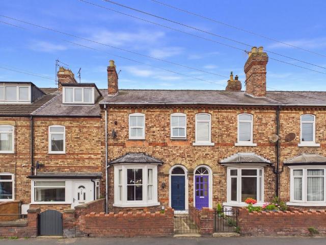 House for sale in Norton-on-Derwent, York and North Yorkshire
