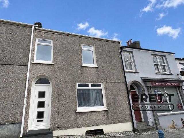 House for sale in Pembroke Dock, Wales