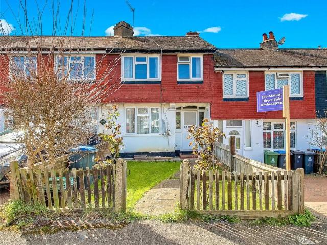 House for sale in Tolworth, Greater London