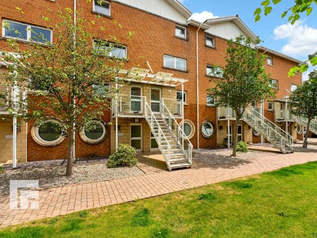 House for sale in City Centre, Falcon Lodge