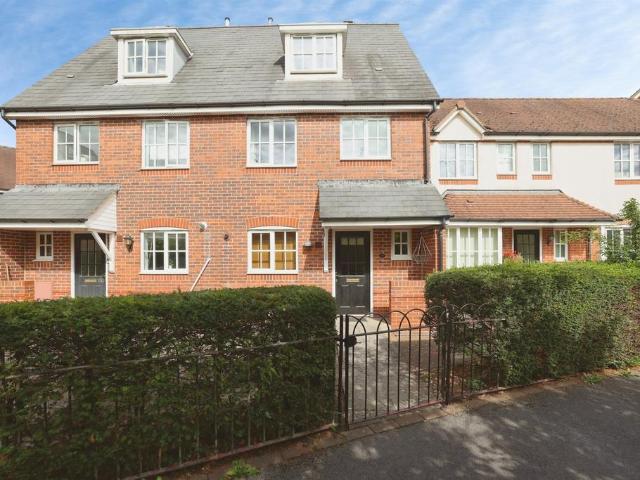 House for sale in Amesbury