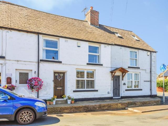 House for sale in Horbury Bridge, West Yorkshire