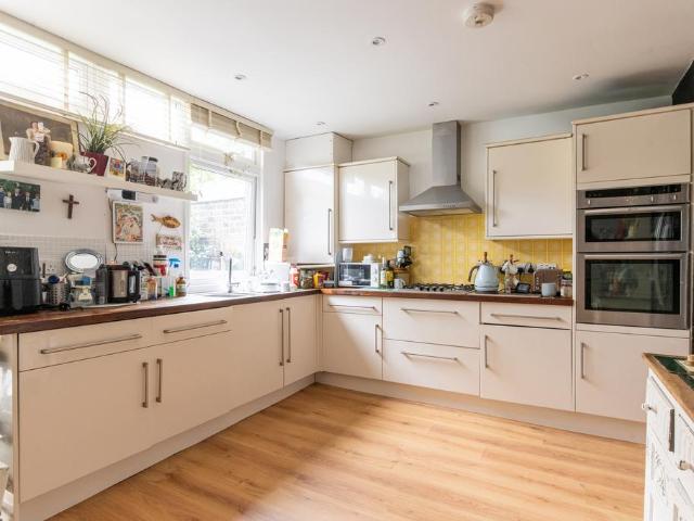 House for sale in Dulwich Village, Greater London