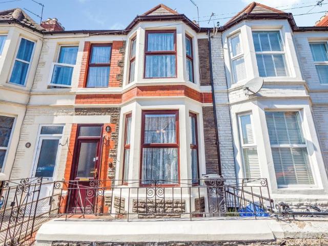 House for sale in Plasnewydd, Falcon Lodge
