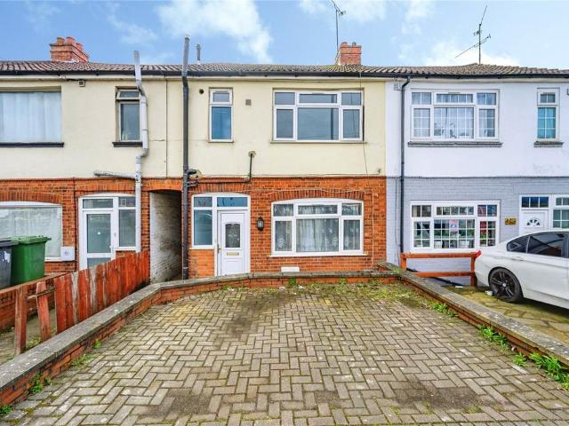 House for sale in Lewsey Farm, Luton