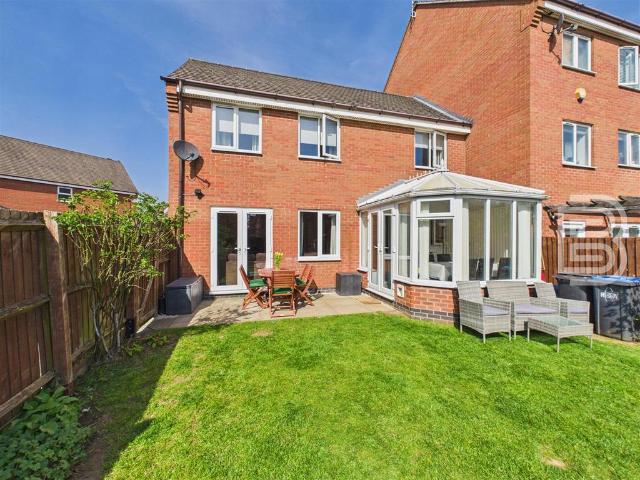 House for sale in Newton, New Bilton