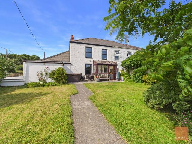 House for sale in Scorrier, Cornwall
