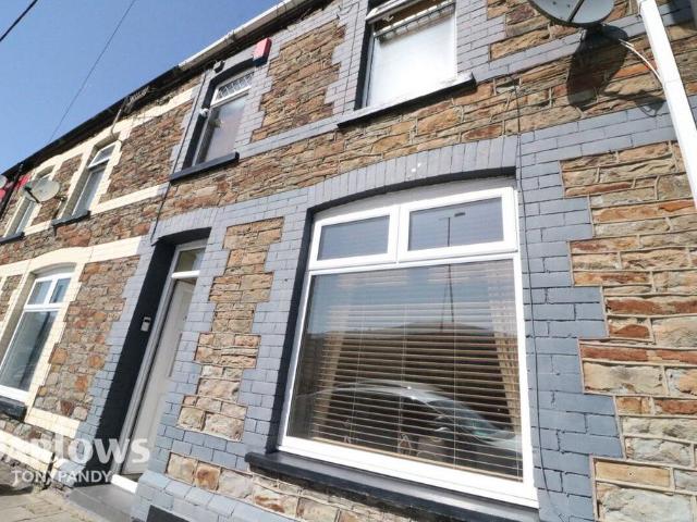 House for sale in Porth, Trehafod