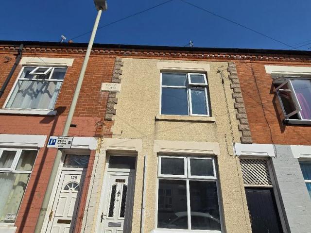 House for sale in Black Friars, Old Wharf