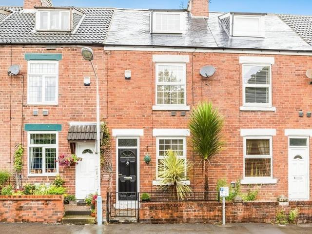 House for sale in Loundsley Green, East Midlands