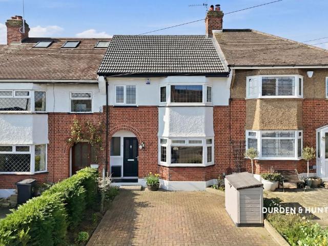 House for sale in Debden Green, Epping