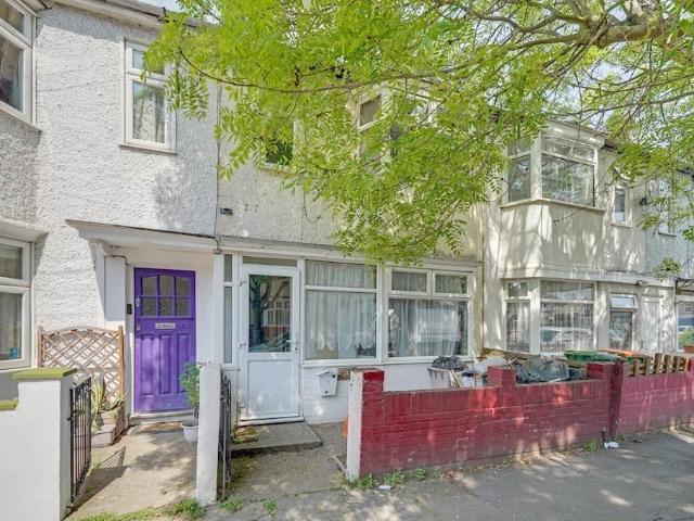 House for sale in Canning Town, Greater London