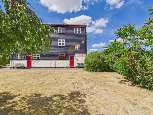 House for sale in Coggeshall, Chipping Hill