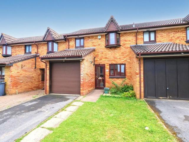 House for sale in London Borough of Croydon, Shirley