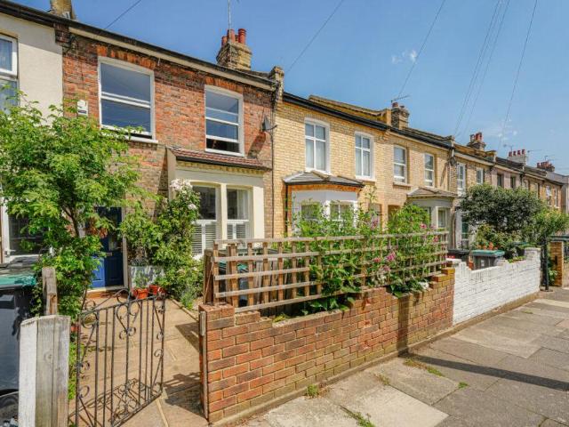 House for sale in Greater London