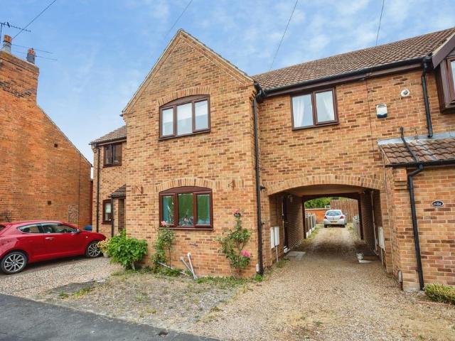 House for sale in Barton In Fabis, East Midlands