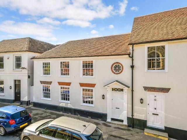 House for sale in Wye, Bridgefield