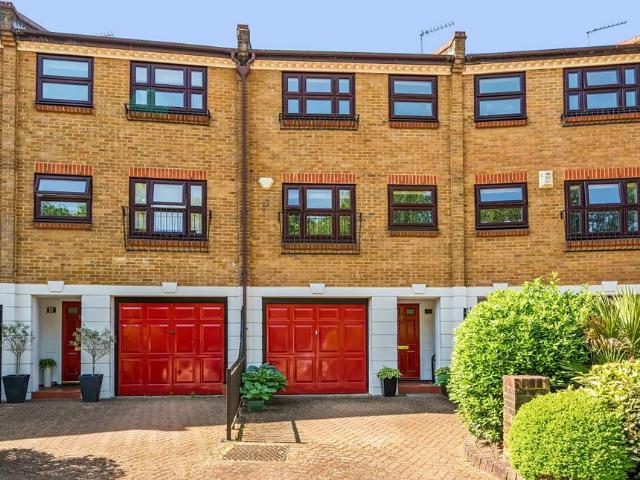 House for sale in Beckenham, Greater London
