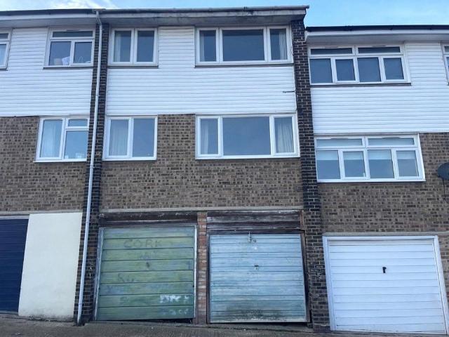 House for sale in Strood