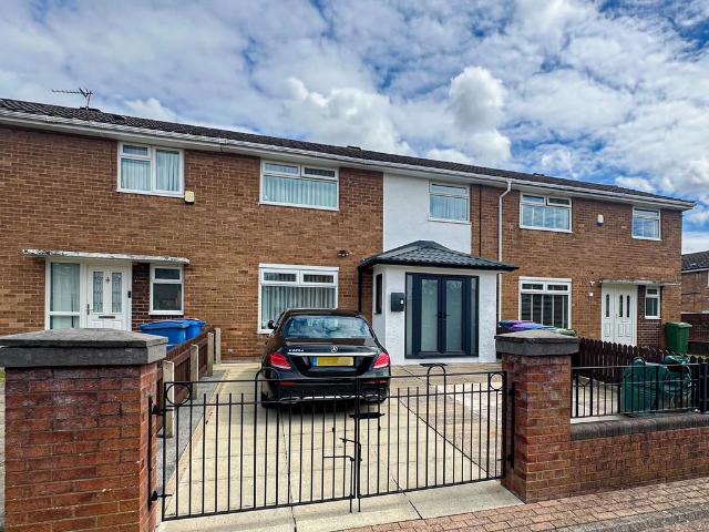 House for sale in Netherley, Calderstones
