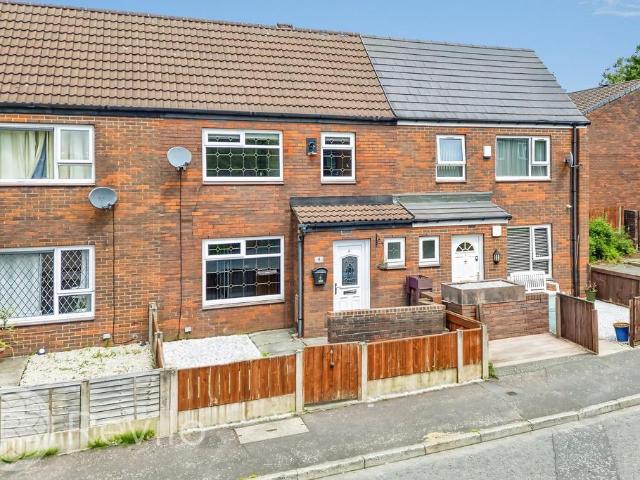 House for sale in Firgrove, Burnedge
