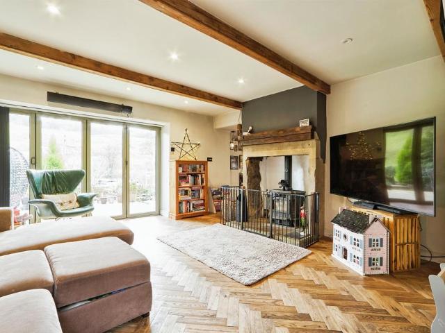 House for sale in Denholme, West Yorkshire