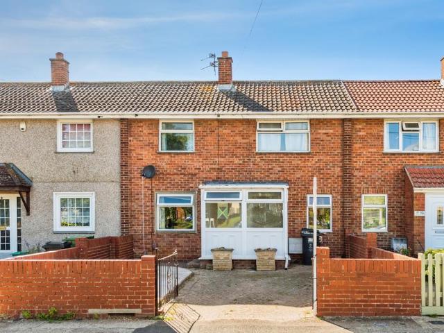 House for sale in Penhill, Swindon